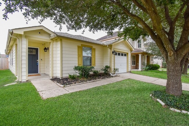 property at 2631 Skyview Trace Ct