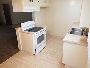 4201 Green Ave in Los Alamitos, CA - Building Photo - Building Photo