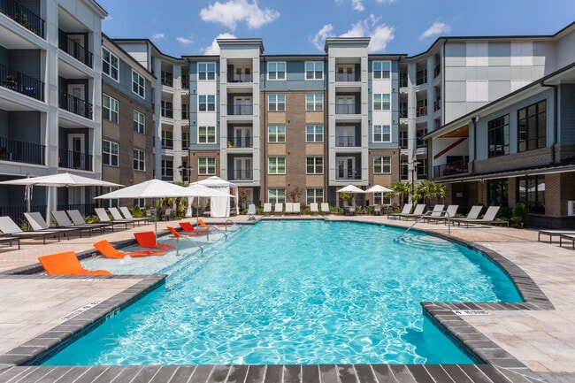 Aviation Crossing Apartments