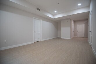 7122 Amigo Ave in Los Angeles, CA - Building Photo - Building Photo