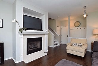 2236 Reflections Dr in Aurora, IL - Building Photo - Building Photo