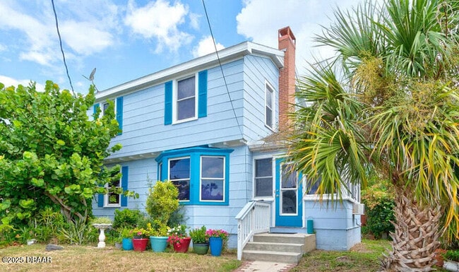 property at 425 Wisteria Rd