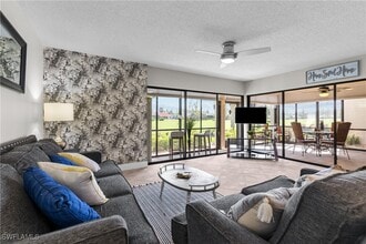 14790 Eagle Ridge Dr in Ft. Myers, FL - Building Photo - Building Photo