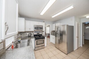 8231 Chelsea Bend Ct in Houston, TX - Building Photo