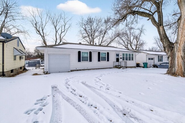 614 Ludlow Dr in St. Louis, MO - Building Photo - Building Photo