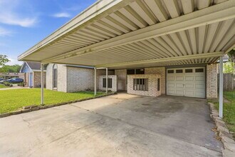 703 Overbluff St in Channelview, TX - Building Photo - Building Photo