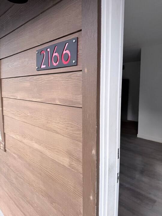 2166 Placer St in Redding, CA - Building Photo