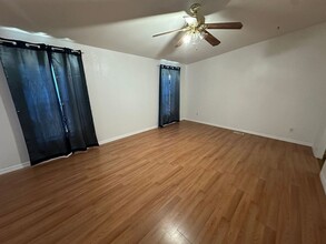 10624 Joshua Rd in Apple Valley, CA - Building Photo - Building Photo
