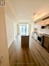 8960 Jane St in Vaughan, ON - Building Photo - Building Photo