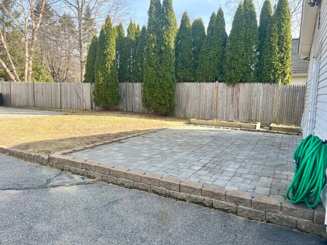 133 N Main St in Natick, MA - Building Photo - Building Photo