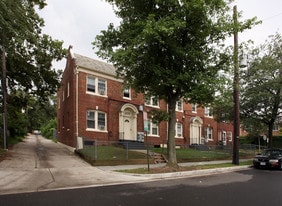 1723 Q St SE in Washington, DC - Building Photo