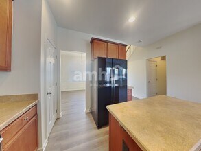 10339 Samuels Way Dr in Huntersville, NC - Foto de edificio - Building Photo