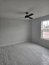 Empire Estates in Corpus Christi, TX - Building Photo - Building Photo