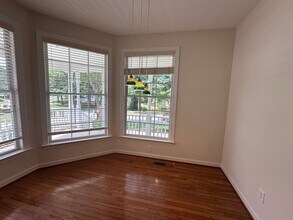 310 Knotts Valley Ln in Cary, NC - Building Photo - Building Photo