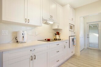 466 Tequesta Dr in Jupiter, FL - Building Photo - Building Photo