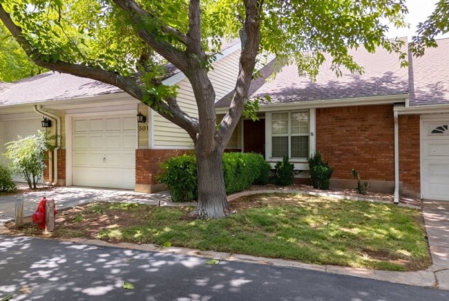 property at 845 N Valley View Dr
