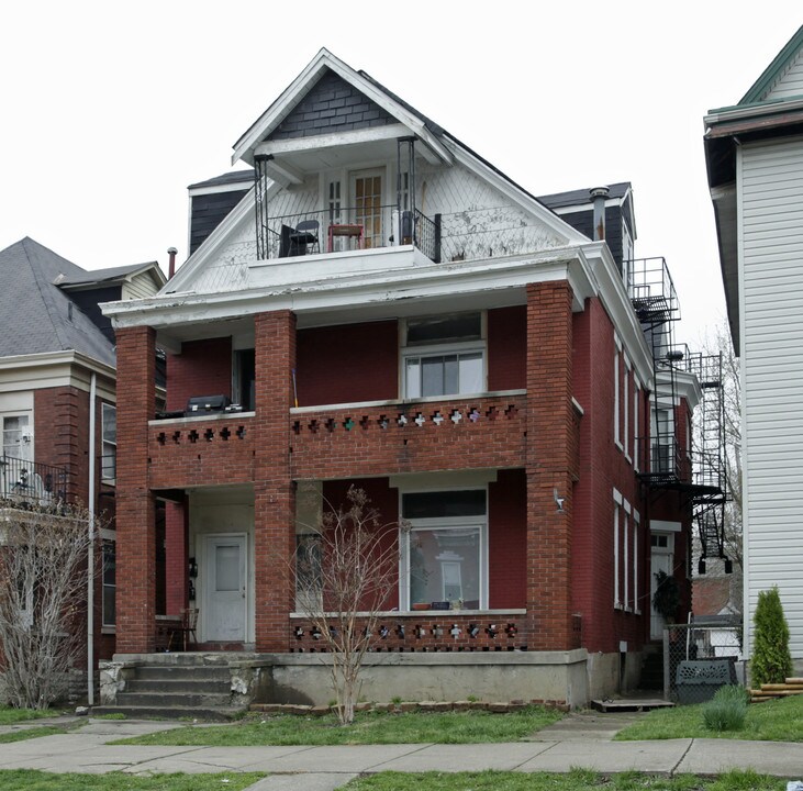 1708 Scott St in Covington, KY - Building Photo