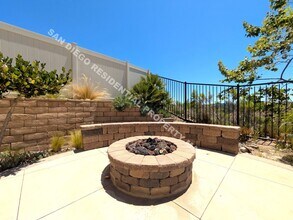 6705 Golden Glen Ln in San Diego, CA - Building Photo - Building Photo