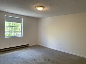 1 Viking Ct in Arlington, MA - Building Photo - Building Photo