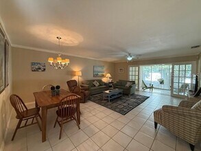 919 Sunridge Dr in Sarasota, FL - Building Photo - Building Photo