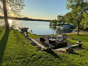 1409 Hoot Lake Dr in Fergus Falls, MN - Building Photo - Building Photo