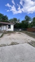 1218 NW 23rd St in San Antonio, TX - Building Photo