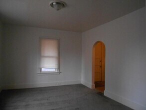 1301 Maple Ave in Turtle Creek, PA - Building Photo - Building Photo