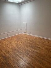 734 Massachusetts St in Lawrence, KS - Building Photo - Building Photo