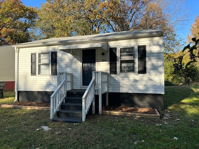 1211 Ava St in Burlington, NC - Building Photo - Building Photo