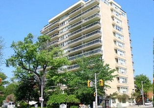 Balmoral Terrace in Toronto, ON - Building Photo - Building Photo