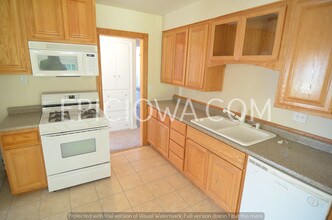 201 24th St NW in Cedar Rapids, IA - Building Photo - Building Photo