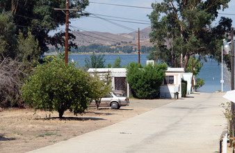 17650 Grand Ave in Lake Elsinore, CA - Building Photo - Building Photo