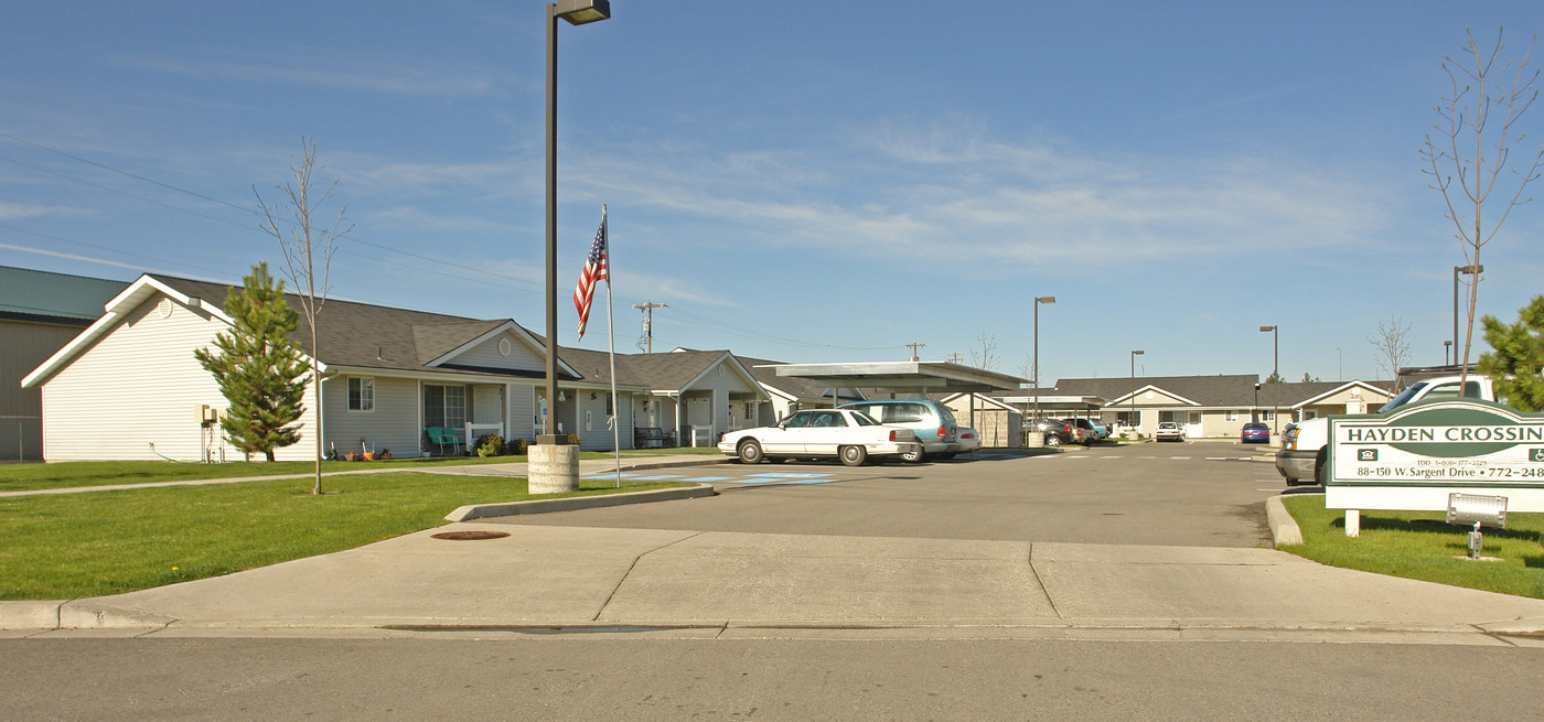 Hayden Crossing in Hayden, ID - Building Photo