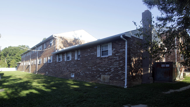 Wheat Manor Apartments in Minotola, NJ - Foto de edificio - Building Photo
