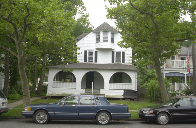 1004 5th Ave in Asbury Park, NJ - Building Photo - Building Photo