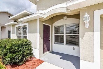 11721 Brenford Crest Dr in Riverview, FL - Foto de edificio - Building Photo