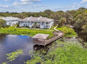 4134 Dolphin Dr in Tampa, FL - Building Photo - Building Photo
