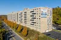 The Falls at Roland Park Apartments photo'