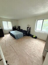 4 Village Green Ln in Natick, MA - Building Photo - Building Photo