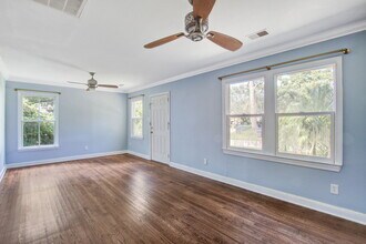 4328 Lambert St in North Charleston, SC - Building Photo - Building Photo