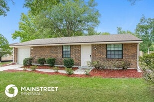 2835 Kiowa Ave in Orange Park, FL - Building Photo