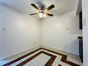 5041 N 40th Ave in Phoenix, AZ - Building Photo - Building Photo