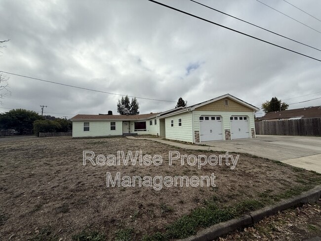 property at 2347 Cannon Ave