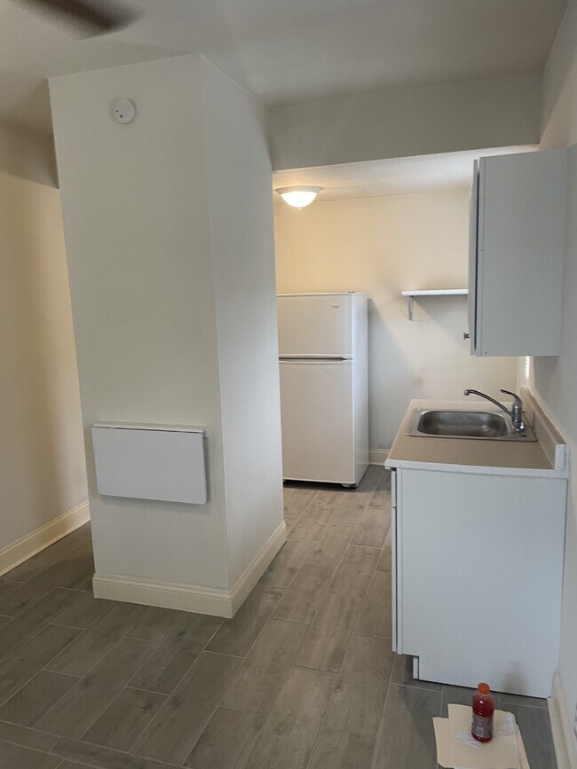 2839 Frankford Ave, Unit 2F photo'