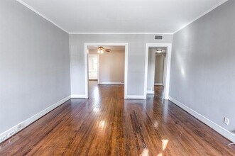 3901 Prescott Ave in Dallas, TX - Building Photo - Building Photo