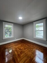 1528 Ella T Grasso Blvd in New Haven, CT - Building Photo - Building Photo