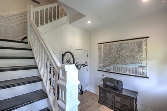 135 Gulf St in Milford, CT - Building Photo - Building Photo