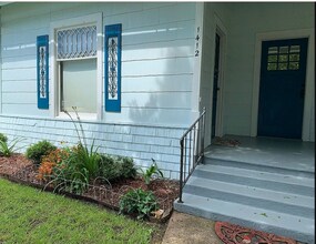 1412 N Robinson St in Cleburne, TX - Building Photo - Building Photo