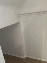 27288 Riverview Ln, Unit RIVERVIEW in Santa Clarita, CA - Building Photo - Building Photo