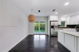 6700 SW 49th Ter in Miami, FL - Building Photo - Building Photo